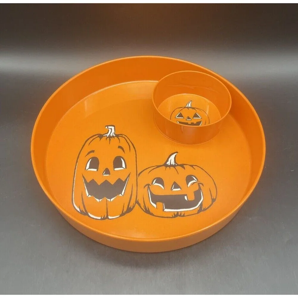 Target 2011 Halloween Jack-O-Lantern Melamine Chip & Dip‎ Bowl 12.5”